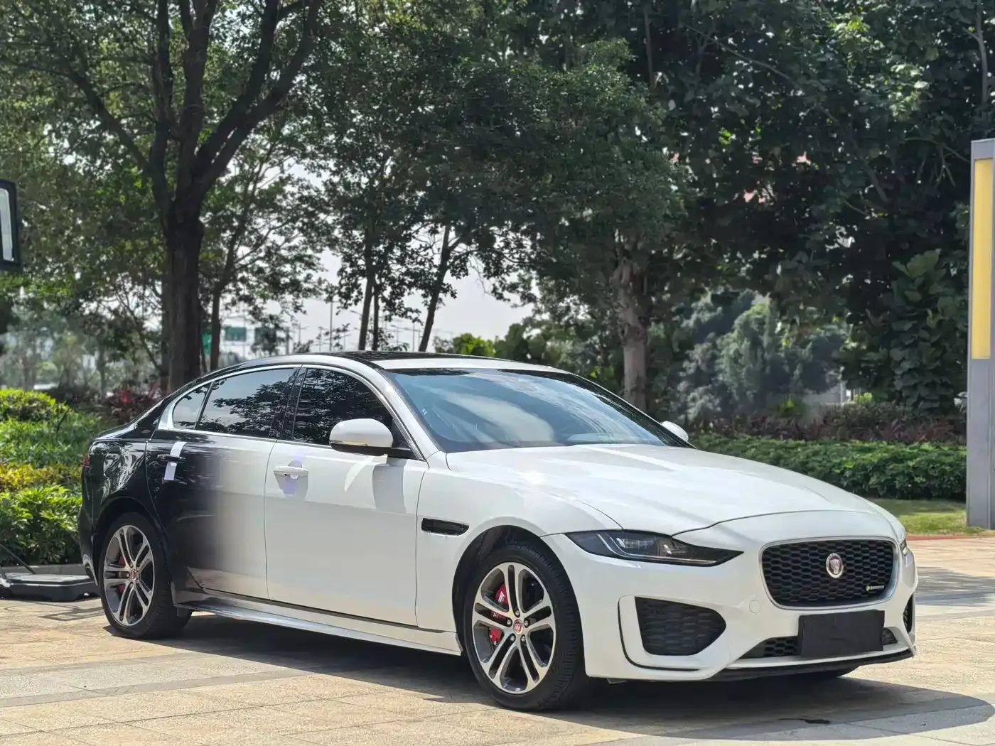 Jaguar XEL 2.0T 250PS R-DYNAMIC S Progressive Sport 2023 — фото 3