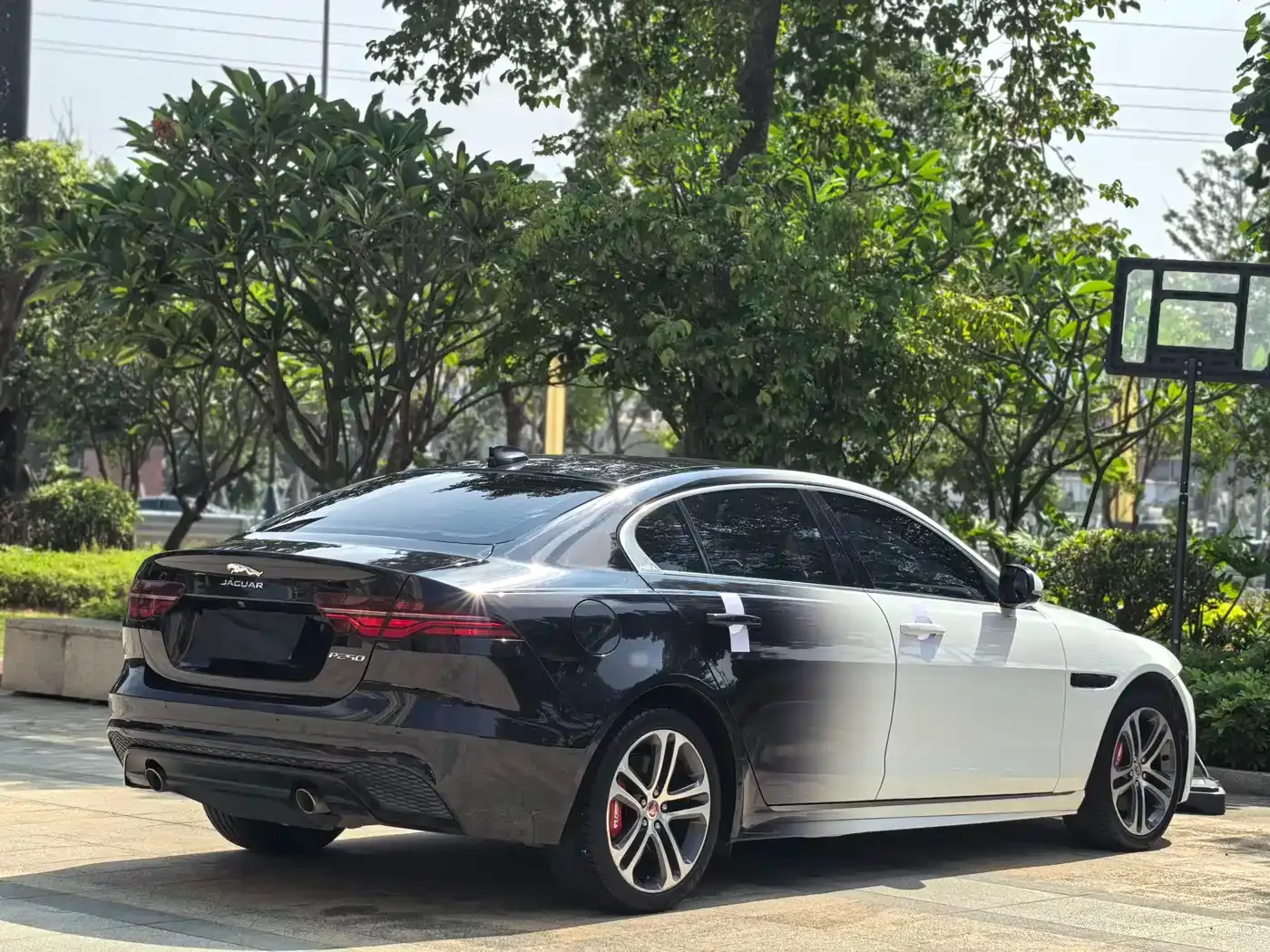 Jaguar XEL 2.0T 250PS R-DYNAMIC S Progressive Sport 2023 — фото 10