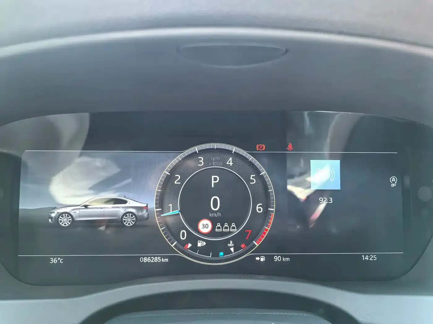 Jaguar XEL 2.0T 250PS R-DYNAMIC S Progressive Sport 2023 — фото 9