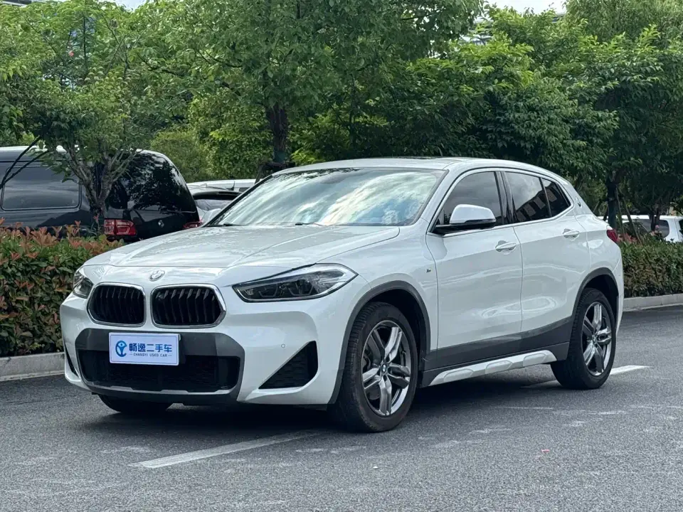 BMW X2 sDrive25i Leading M Sport Package 2021