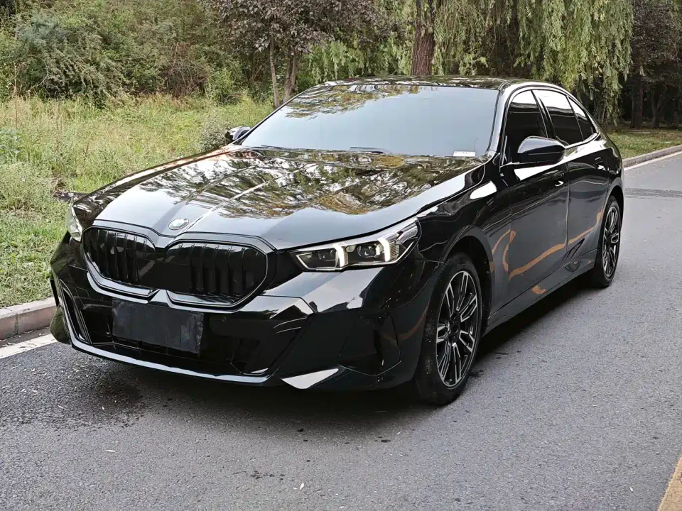 BMW 5 Series 525Li M Sport Package 2025