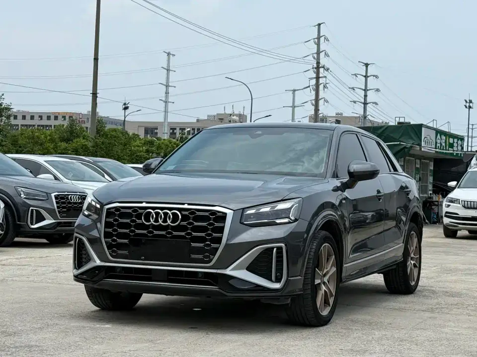 Audi Q2L 35 TFSI Fashion Dynamic 2022