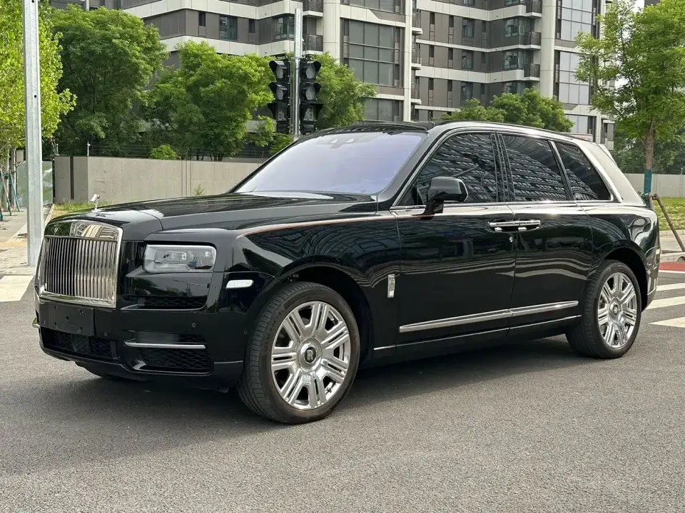 Rolls-Royce Cullinan 4-Seater Version 2021