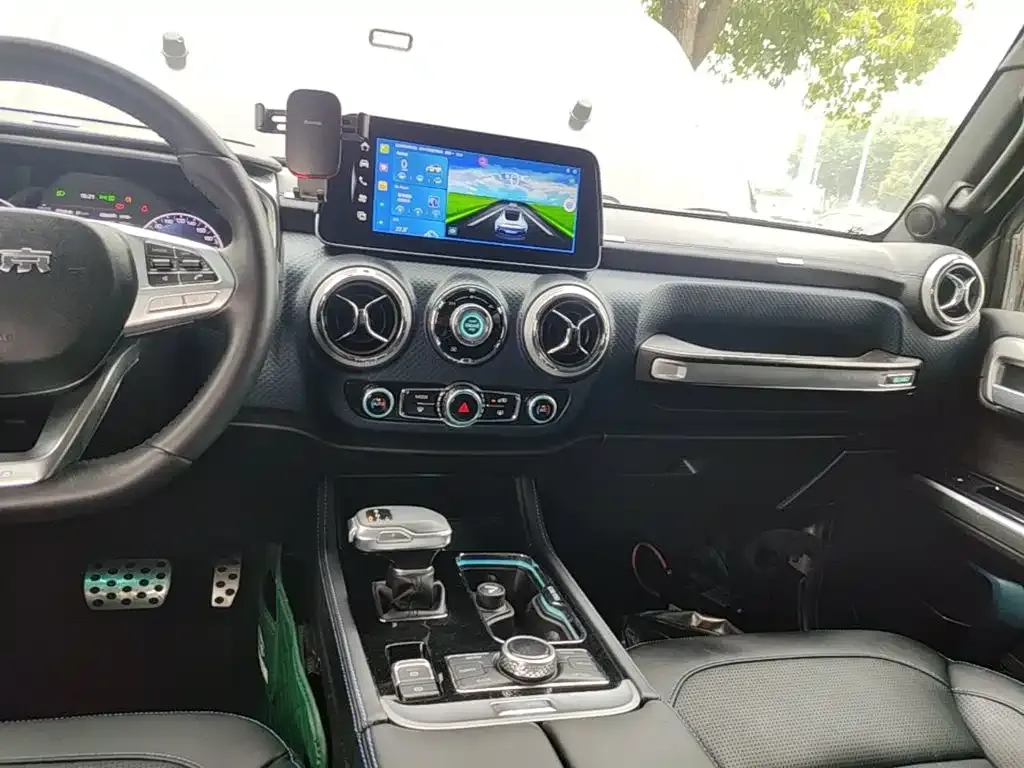 BAIC ORV Beijing Offroad BJ40 2.0D Blade Hero Glory Edition 2024 — фото 9