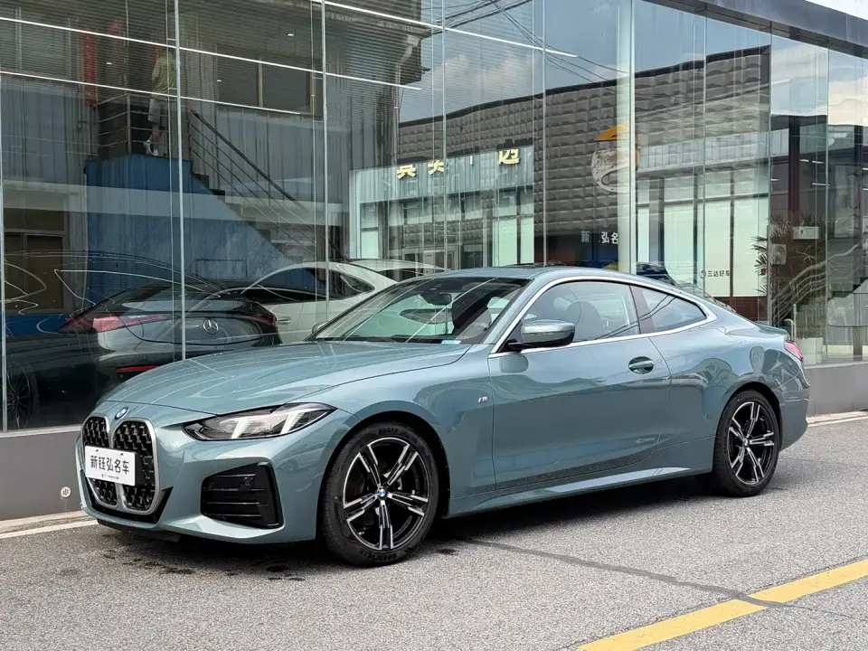 BMW 4 Series 425i M Sport Package 2025
