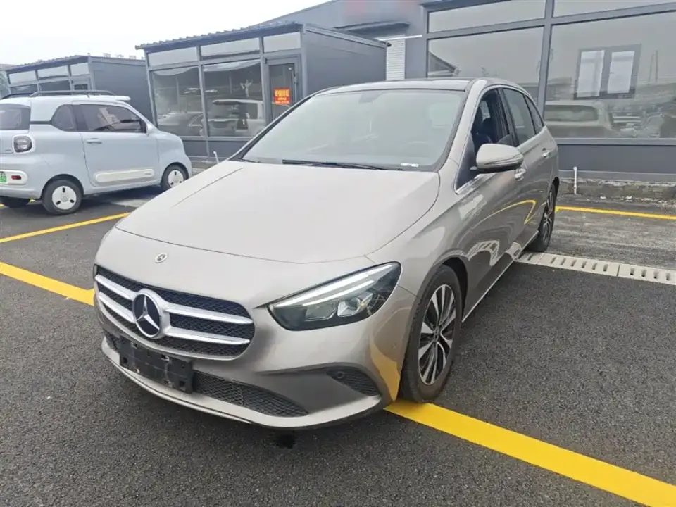 Mercedes-Benz B-Class B 200 Dynamic 2021