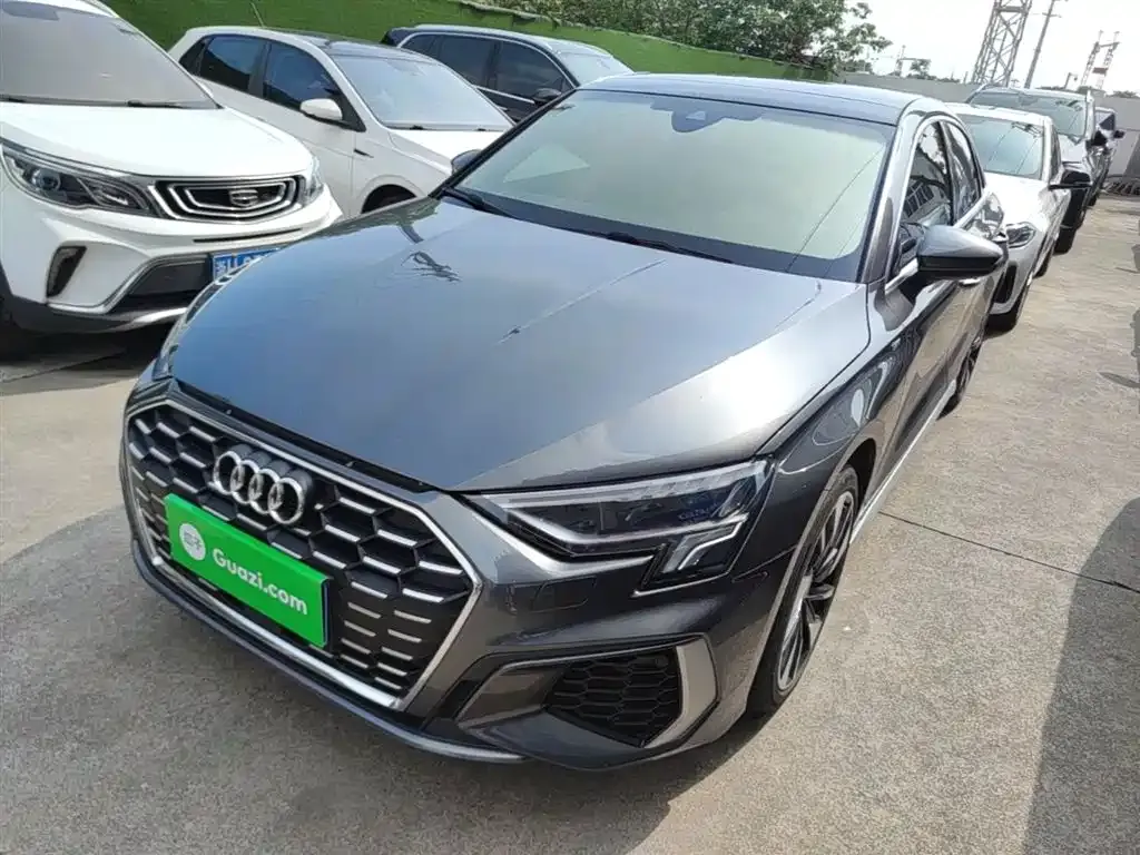 Audi A3 Model A3L Limousine 35 TFSI Fashion Sport 2025