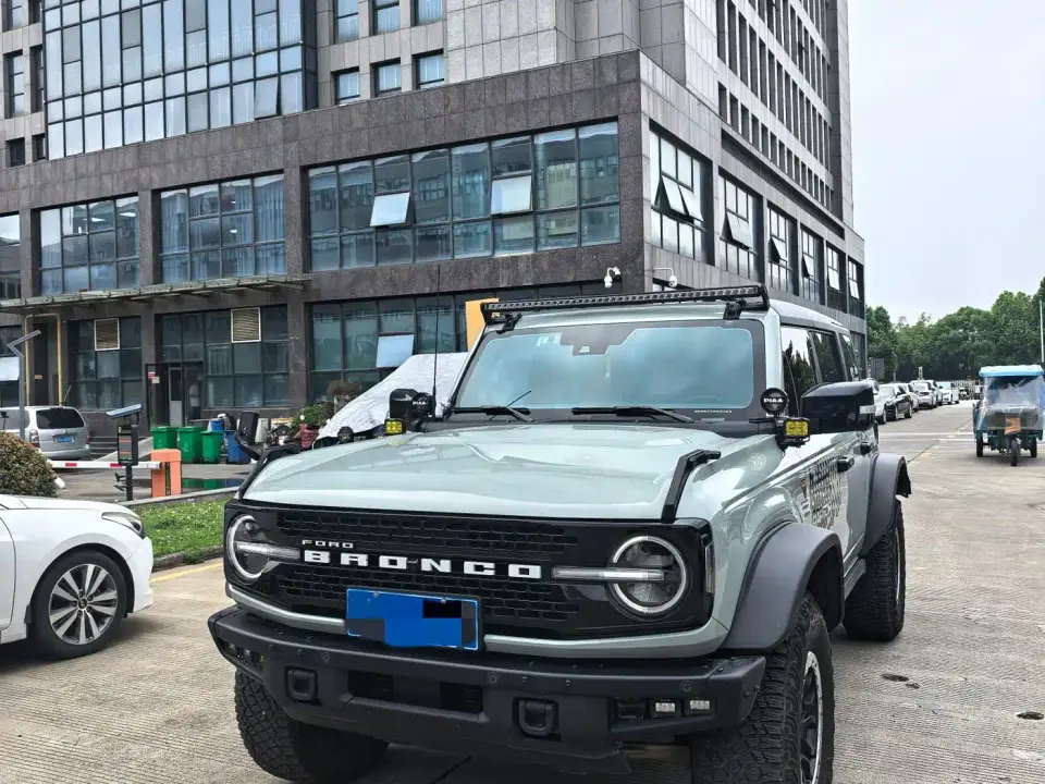 Ford Bronco 2.3T Badlands 2024
