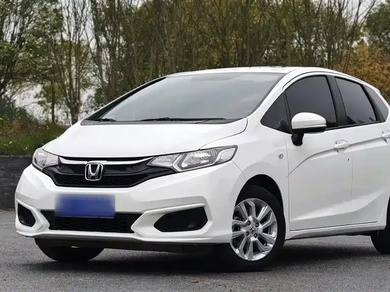 Honda Fit 1.5L CVT Comfort Sunroof Edition 2019