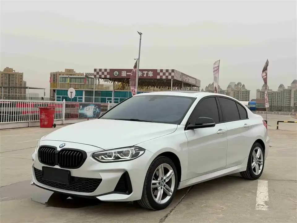 BMW 1 Series 120i M Sport Shadow Edition 2021