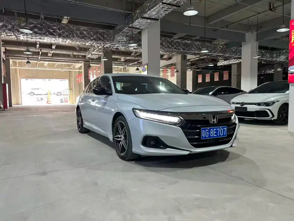 Honda Accord 260TURBO Phantom Night Premium 2022