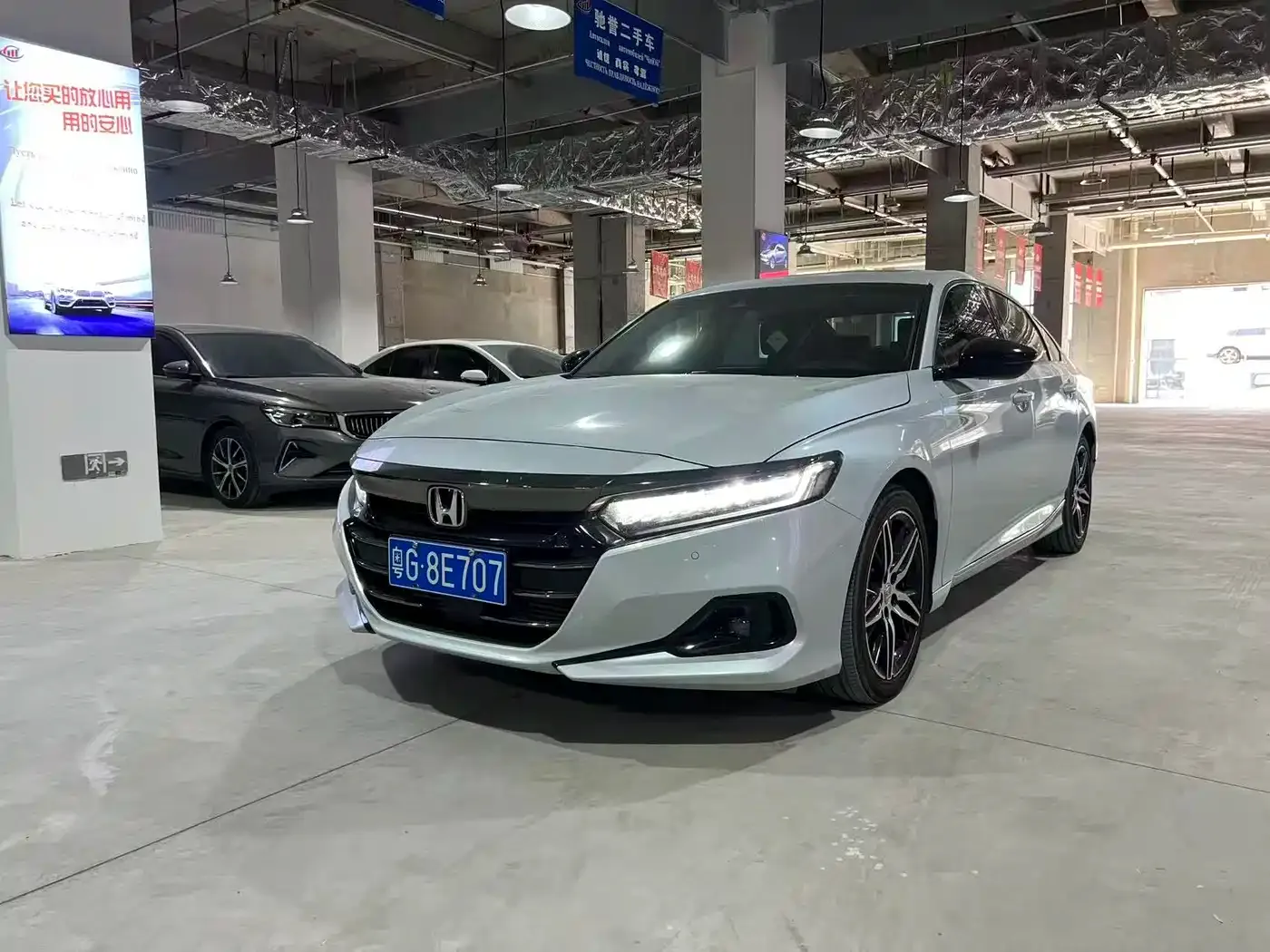Honda Accord 260TURBO Phantom Night Premium 2022 — фото 6