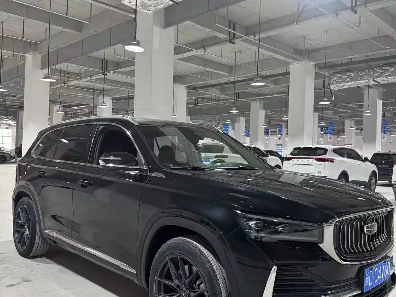 Geely Xingyue L 2.0TD High-Power AWD Premium 2021 — фото 3
