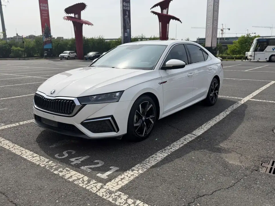 Skoda Octavia PRO TSI280 Premium Edition 2022