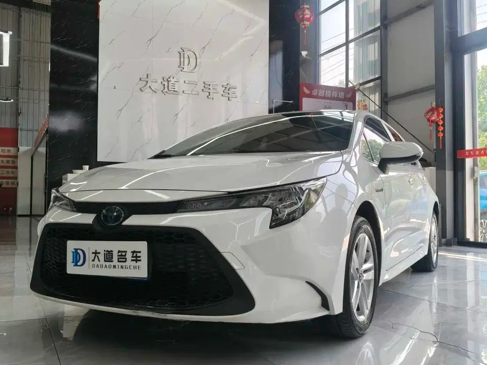 Toyota Levin Dual Engine 1.8H E-CVT Leading Edition 2022