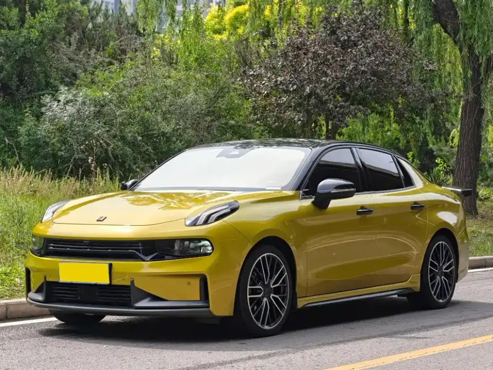 Lynk & Co 03 03+ 2.0TD Auto Wind Rider Edition 2021