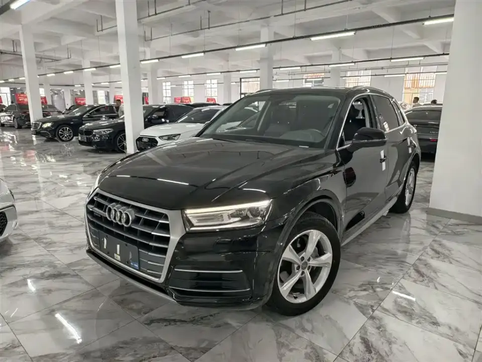 Audi Q5L Facelift 40 TFSI Honor Progressive 2020