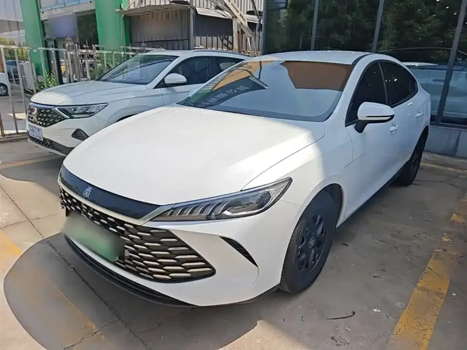 BYD Qin PLUS DM-i Smart Drive 55KM Leader 2025