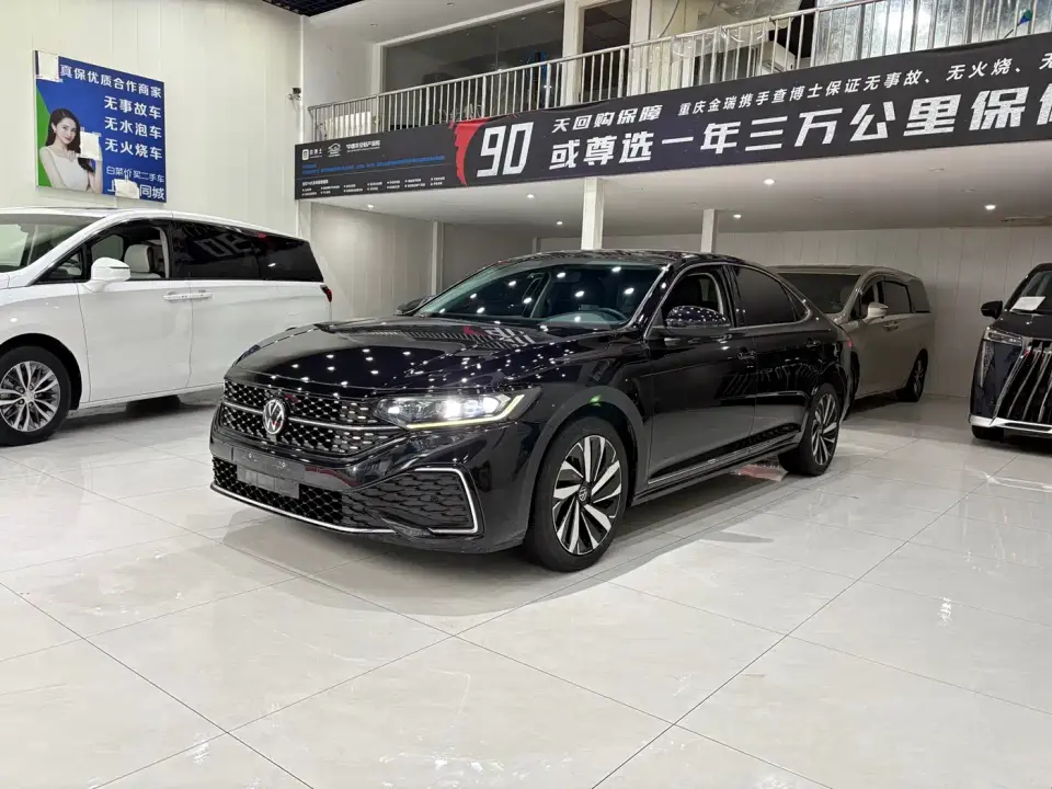 Volkswagen Passat 330TSI Starlight Elite Edition 2023