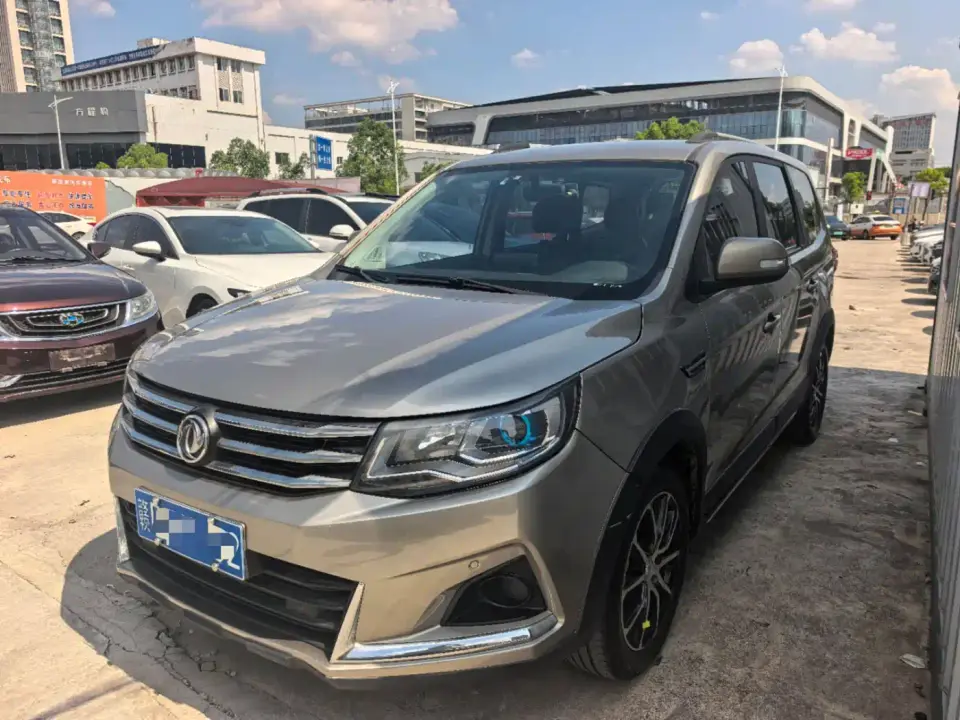 Dongfeng Fengxing Fengxing SX6 1.6L Manual Luxury China VI 2020