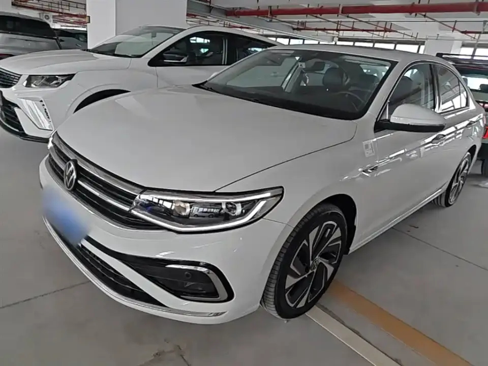 Volkswagen Bora 300TSI DSG Premium Ride Edition 2024