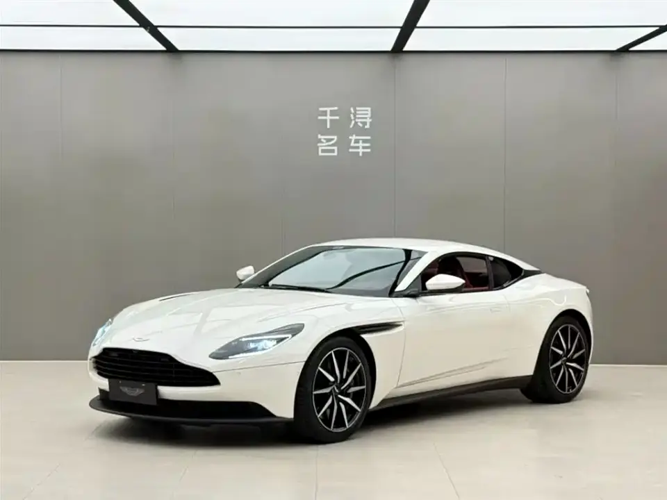 Aston Martin DB11 Model 4.0T V8 Coupe 2019