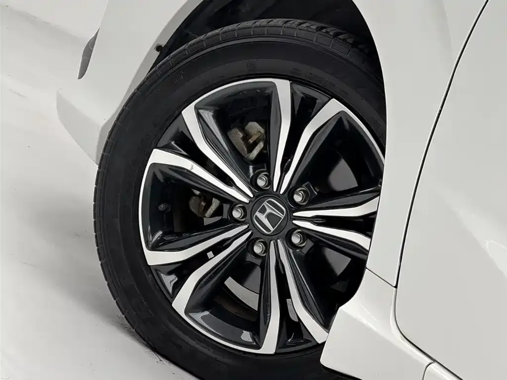 Honda Lingpai 180Turbo CVT Luxury Edition 2022 — фото 12