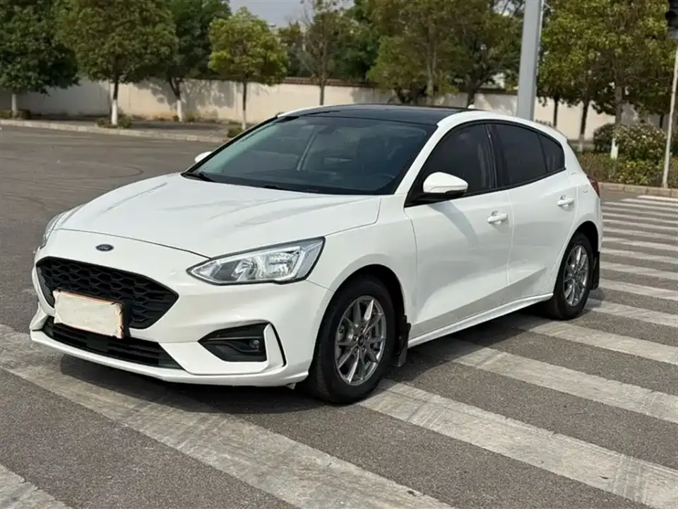 Ford Focus Hatchback EcoBoost 180 Auto Trend Edition 2020
