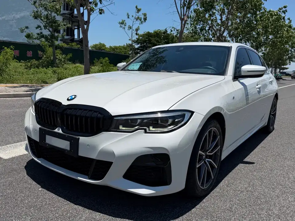 BMW 3 Series 325Li M Sport Package 2022
