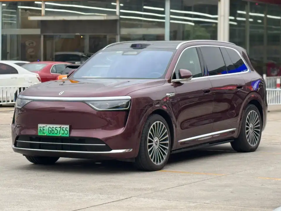 AITO Wenjie AITO M8 Model Extended Range Ultra Edition 53.4kWh 5-Seater 2025