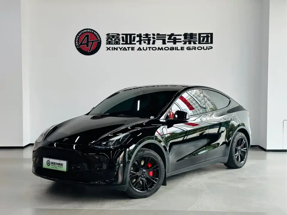 Tesla Model Y Facelift Rear-Wheel Drive Version 2023