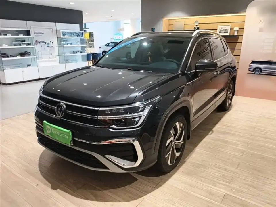 Volkswagen Tharu 300TSI 2WD Full Moon Edition 2023