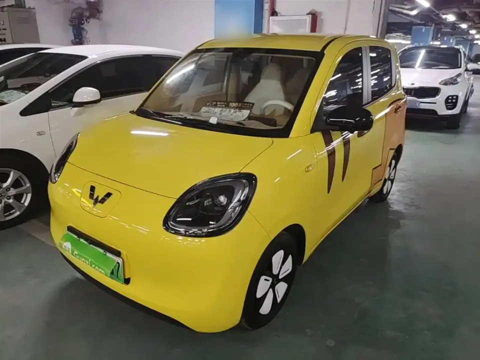 Wuling Motors Hongguang MINIEV 4-Door Premium+ Edition 2024