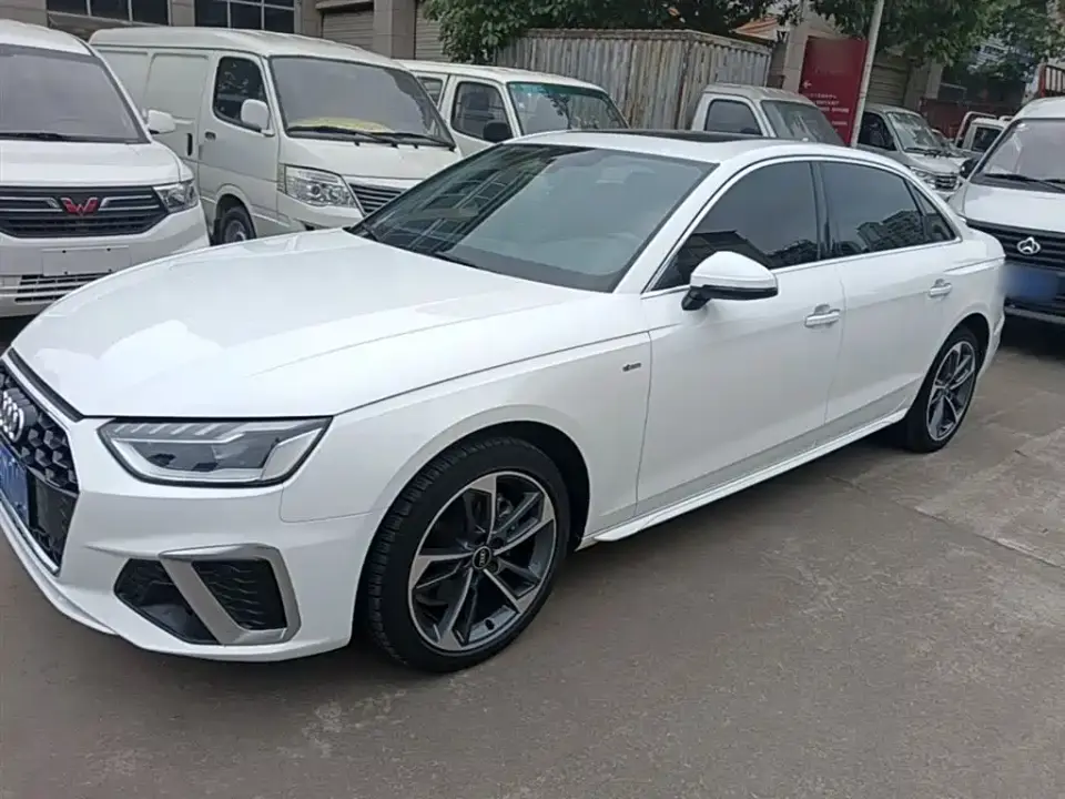 Audi A4L 40 TFSI Fashion Dynamic 2022