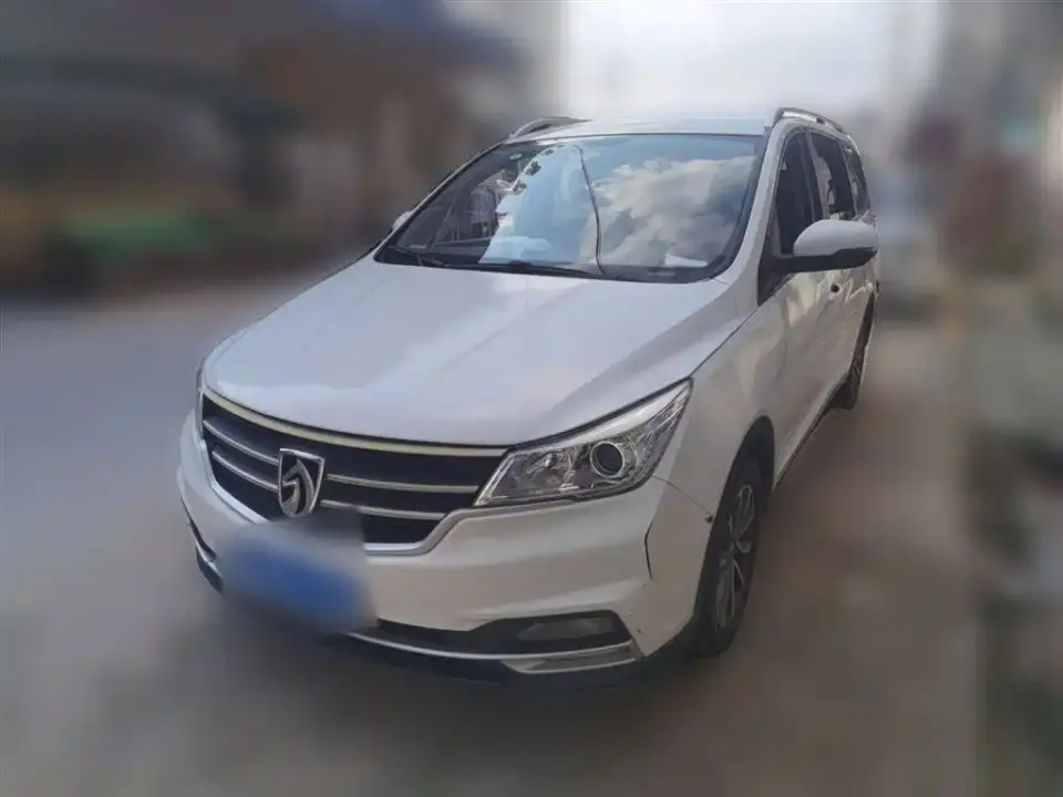 Baojun 730 1.5L Manual Fashion Edition 7-Seater China VI 2019