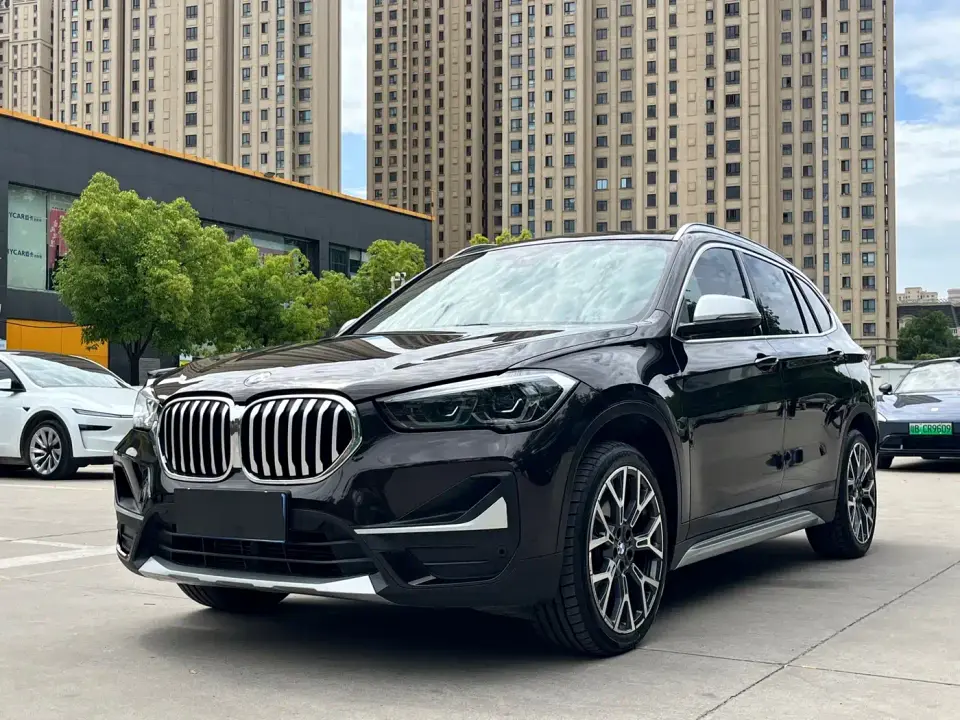 BMW X1 xDrive25Li Exclusive 2021