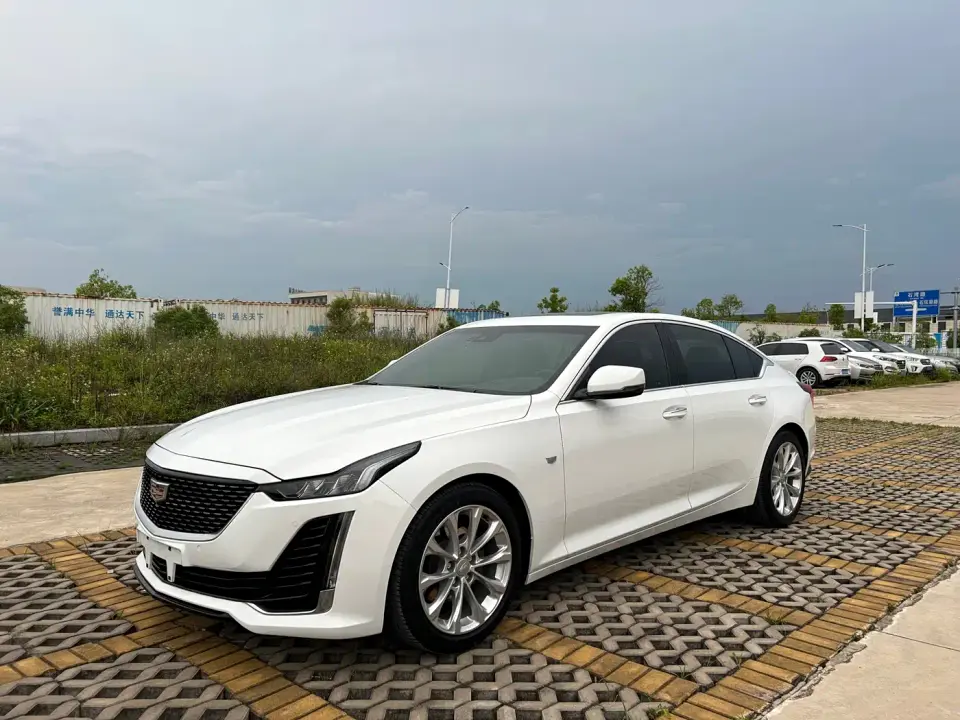Cadillac CT5 28T Luxury 2021