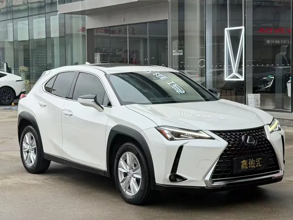 Lexus UX 260h Explore Fun Edition China V 2021