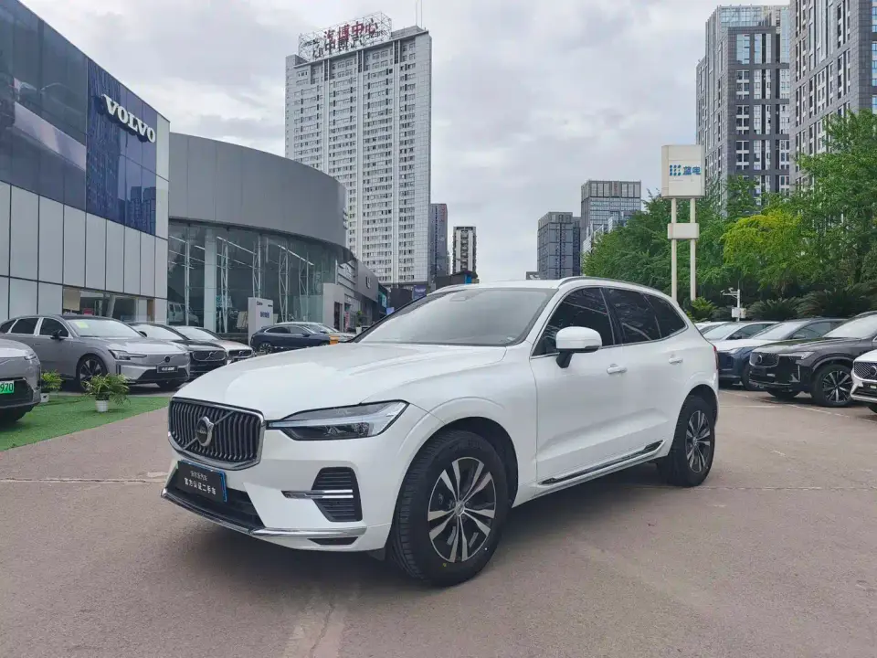 Volvo XC60 B5 AWD Zhiyi Luxury Edition 2023