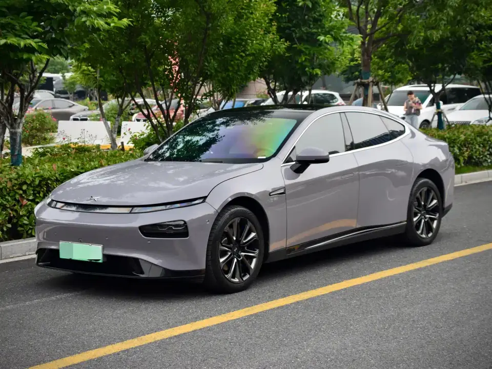 XPeng P7 Model 586N 2021