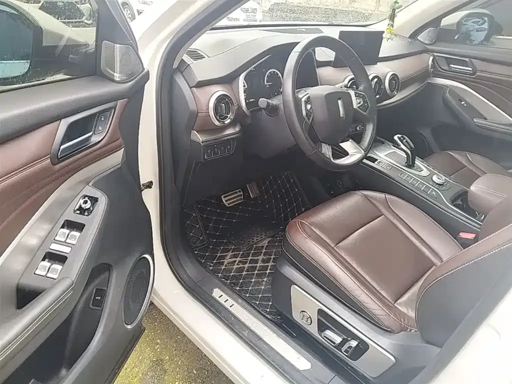Wey VV6 2.0T 2WD Super Luxury China V 2019 — фото 16