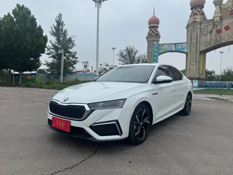 Skoda Octavia PRO TSI280 Premium Edition 2023