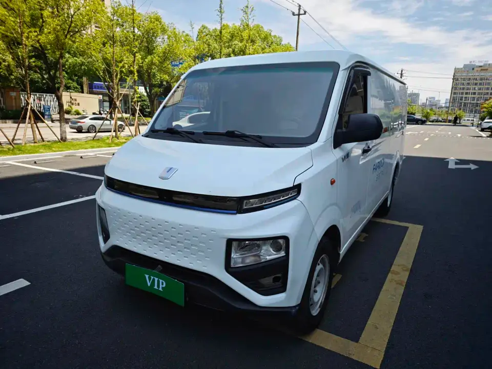 Yuan Cheng FarStar V Xingxiang V6E Long Wheelbase Guoxuan 41.93kWh 2022