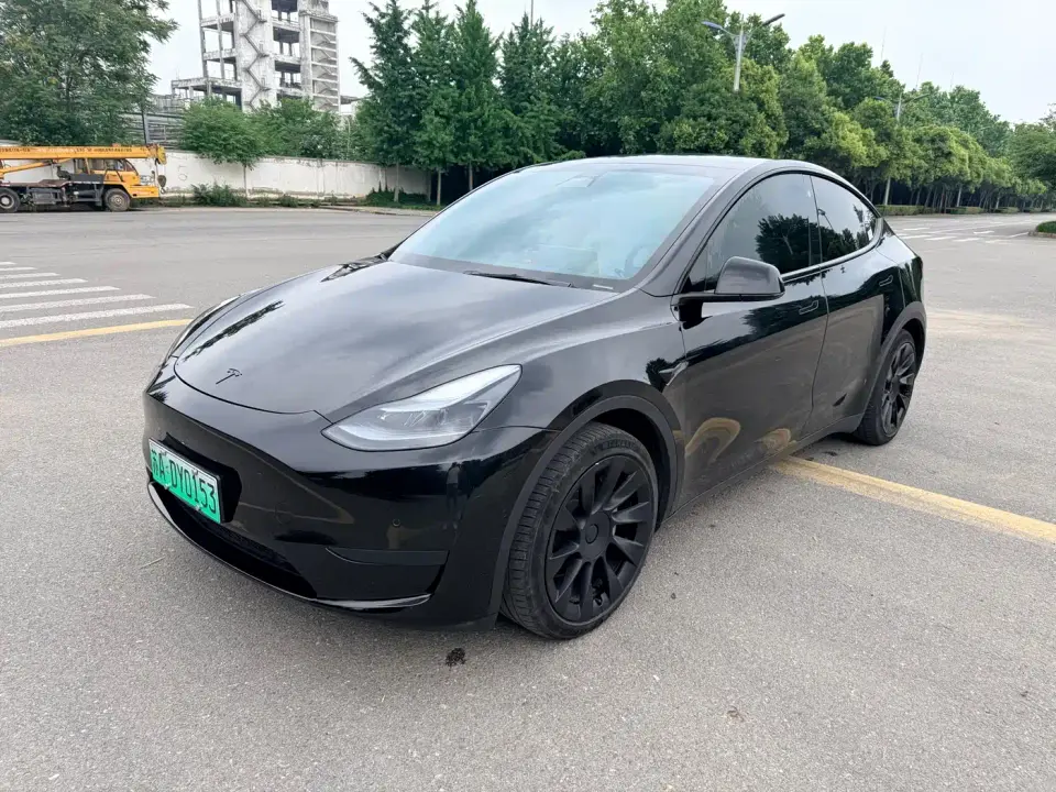 Tesla Model Y Rear-Wheel Drive Edition 2023