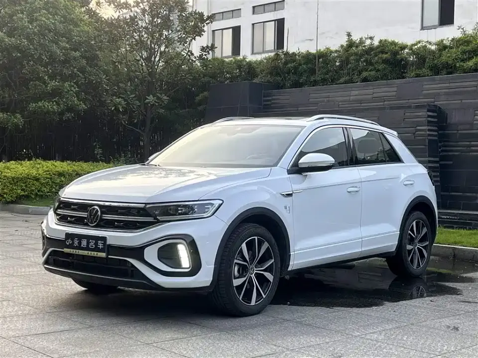 Volkswagen T-ROC 300TSI DSG 2WD Morning Light Edition 2025
