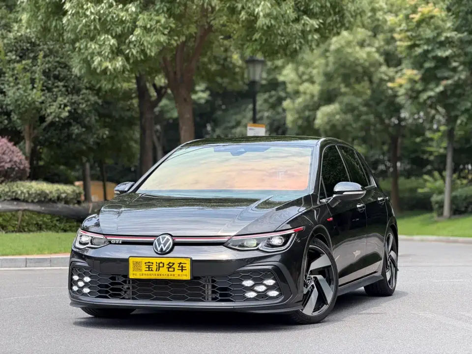 Volkswagen Golf GTI 380TSI DSG GTI 2025