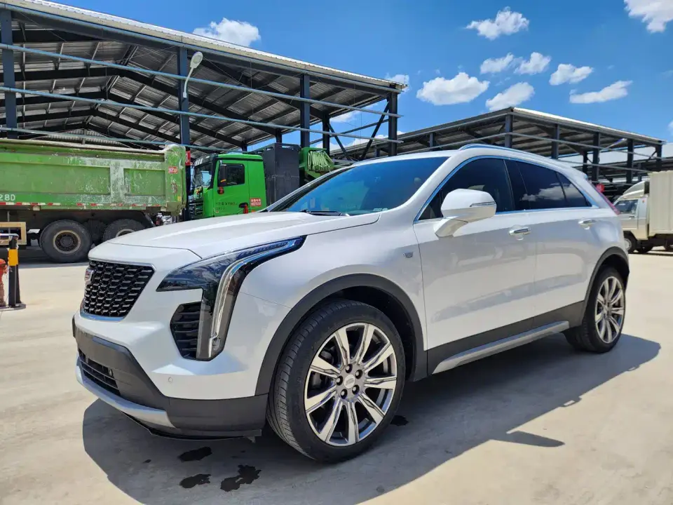 Cadillac XT4 28T AWD Platinum Edition 2019