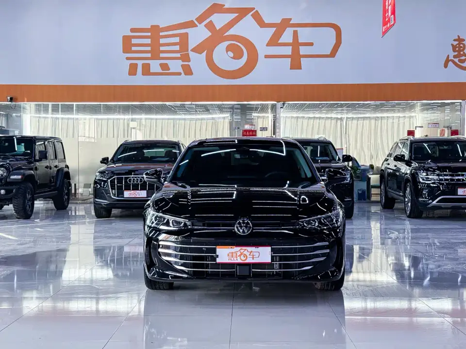 Volkswagen Passat Pro 380TSI Dragon Glory Edition 2025