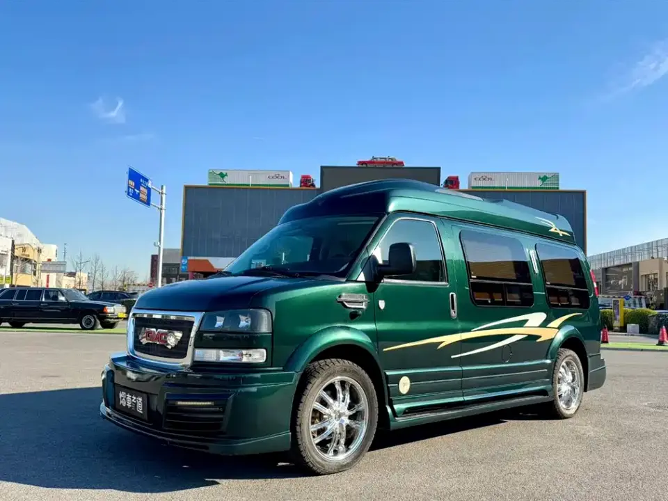 GMC Savana 5.3L 1500S Premium Edition 2020