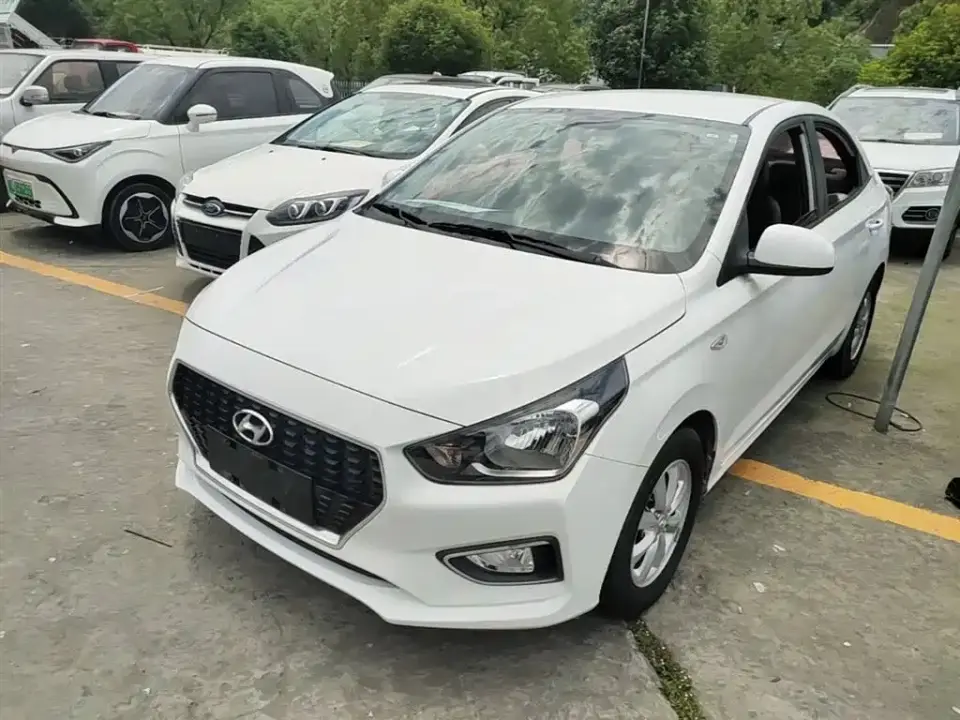 Hyundai Verna 1.4L Manual Color Edition (China V) 2019